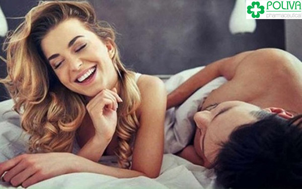 Tâm trạng thoải mái giúp cả hai nhập cuộc dễ dàng hơn.