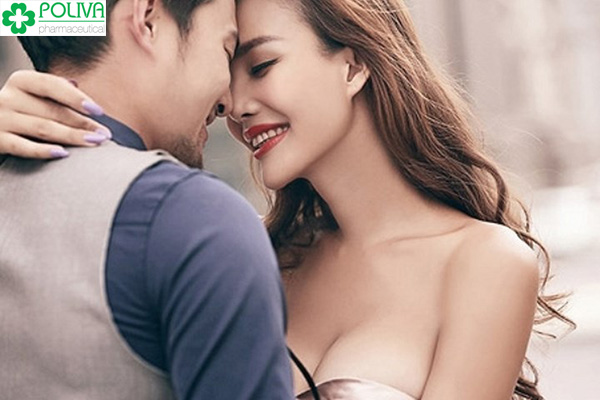 Trang phục quá gợi cảm khiến chàng nảy sinh ham muốn nhiều hơn