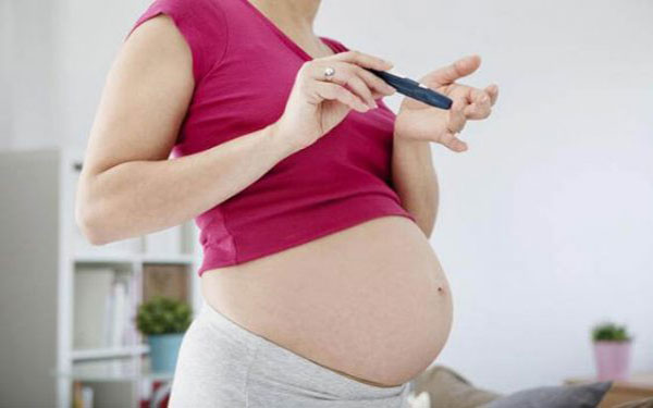 Giải cứu mẹ bầu bị tiểu đường khi mang thai