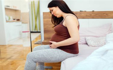 Vì sao mẹ bầu thường là đối tượng bị trĩ khi mang thai?