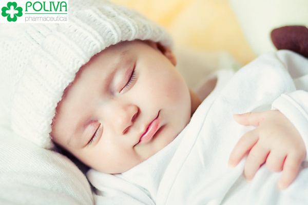 Lời khuyên cho mẹ khi thấy trẻ sơ sinh ngủ ít