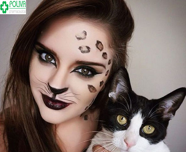 Cá tính với kiểu makeup mèo đen dành cho lễ hội Halloween