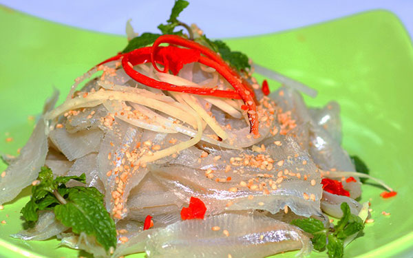 Gỏi cá mai: Món ngon thấm đậm hương vị xứ biển Vũng Tàu