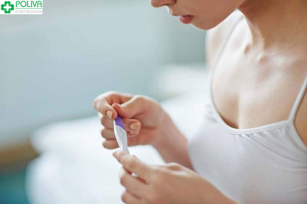 Chậm kinh 3-5 ngày dùng que thử thai để biết có mang bầu hay không