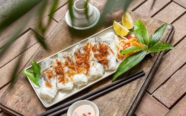 Muốn ăn bánh cuốn Thanh Trì “chuẩn ngon” đến quán nào Hà Nội?