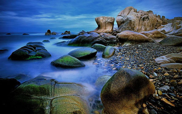 Biển Cổ Thạch: Ngẩn ngơ trước vẻ đẹp kì lạ ít nơi có được