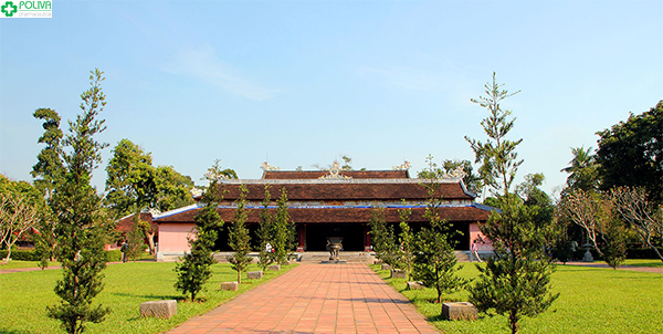 Điện Đại Hùng - chính điện Chùa Thiên Mụ.