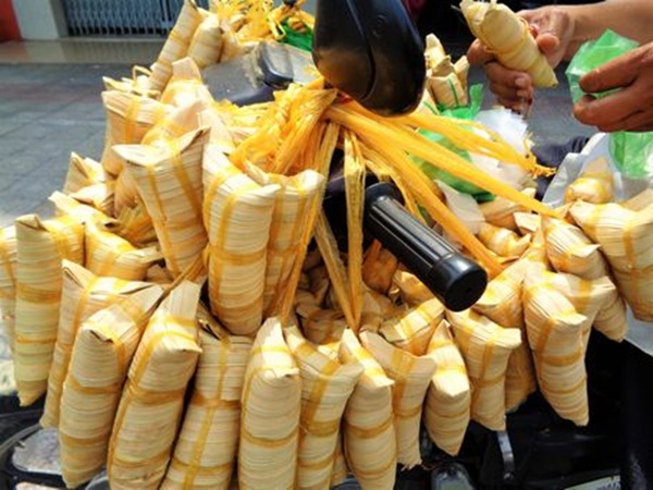 Bánh lá dừa Bến Tre: Món ngon bổ rẻ từ miền đất phương Nam
