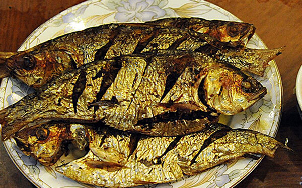 Mùa xuân về Hưng Yên thưởng thức đặc sản cá Mòi