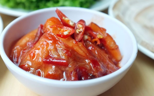 Tôm chua Huế – Thức chấm tuyệt hảo danh bất hư truyền ở cố Đô