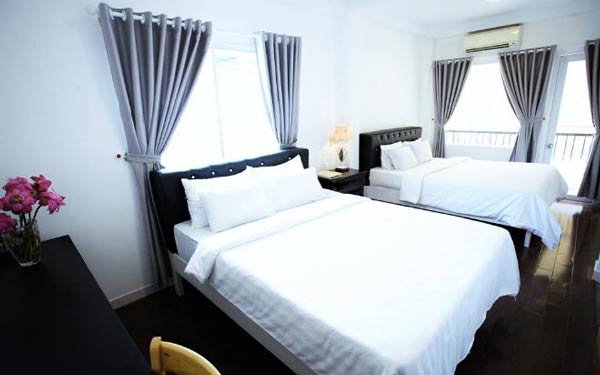 Phòng ngủ mang tông màu lạnh sang chảnh của Diamond Suite Parkview 