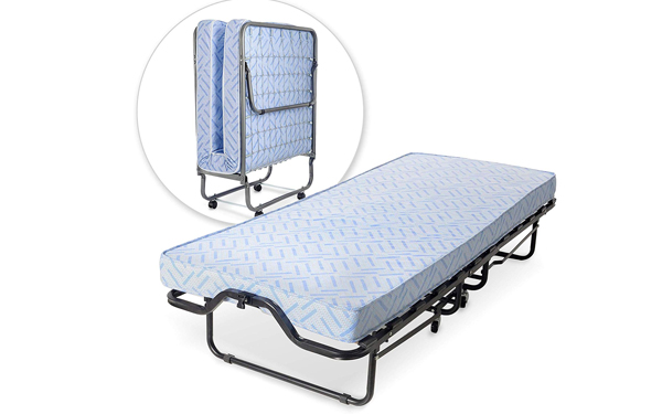 Mẫu Extra bed có thể gấp gọn với khung thép đơn giản mà chắc chắn kết hợp cùng đệm màu xanh nhạt mang đến vẻ đẹp trang nhã và ấn tượng nhất.