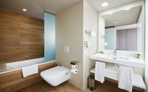 Tổng hợp thiết kế phòng tắm khách sạn 4 sao không bao giờ lỗi mốt
