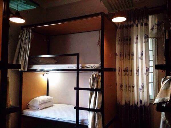 Phòng ngủ có giường tầng đảm bảo tiêu chuẩn thiết kế homestay