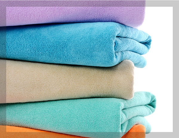 Chất liệu 80% bông, 20% nylon giúp khăn vừa mềm nhưng không bị nhăn