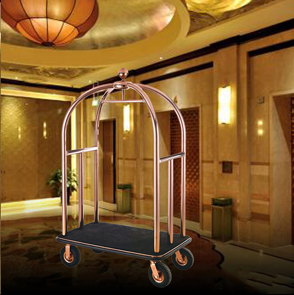 Xe đẩy hành lý là thiết bị cần thiết trong các khách sạn, resort lớn