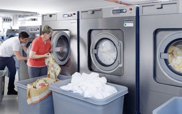 Hướng dẫn chi tiết nhất cách sử dụng máy giặt công nghiệp
