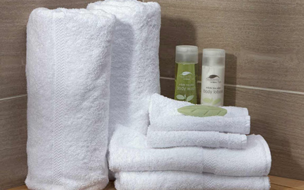 Khăn mặt, khăn tắm trong nhà nghỉ có thực sự sạch hay không?