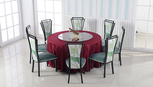 Mâm xoay bàn ăn phù hợp với nhiều loại bàn ghế khác nhau