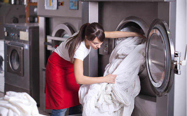 Tổng hợp 4 ưu điểm của máy sấy quần áo dùng trong khách sạn