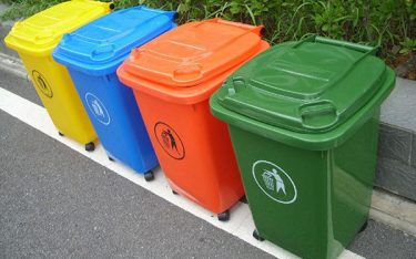 4 dấu hiệu nhận biết thùng rác nhựa tốt – thùng rác công cộng chất lượng