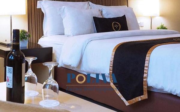 Khi nào khách sạn cần thay mới tấm trang trí giường ngay và luôn?