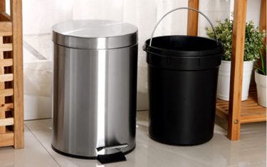 5 lỗi người dùng “góp tay” khiến thùng rác nhanh hỏng