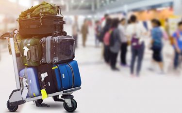 Xe đẩy hành lý sân bay mang lại những lợi ích gì khi sử dụng?