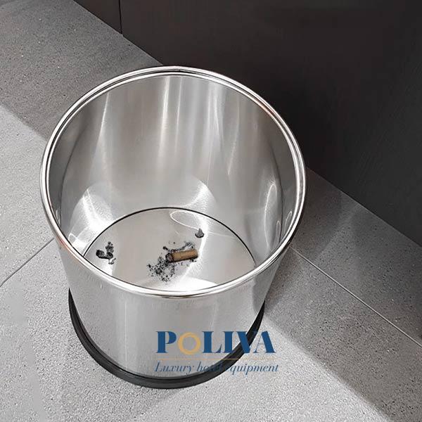 Chất liệu thép và inox chịu được nhiệt độ cao 