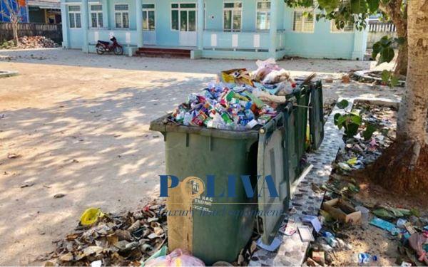 Rác thải trong trường học