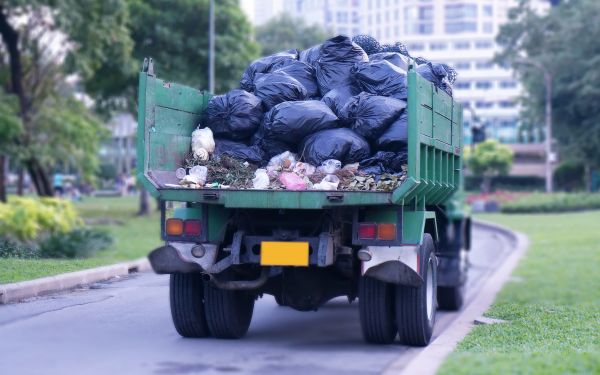 Giá thu gom rác thải sinh hoạt TP. Hồ Chí Minh