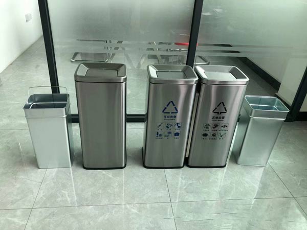 Thiết kế thùng tôn bên trong tiện lợi cho người sử dụng
