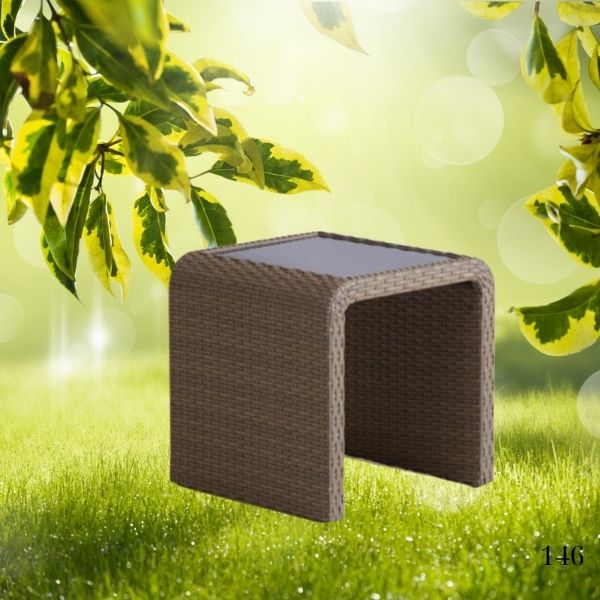Bàn nhựa giả mây hồ bơi