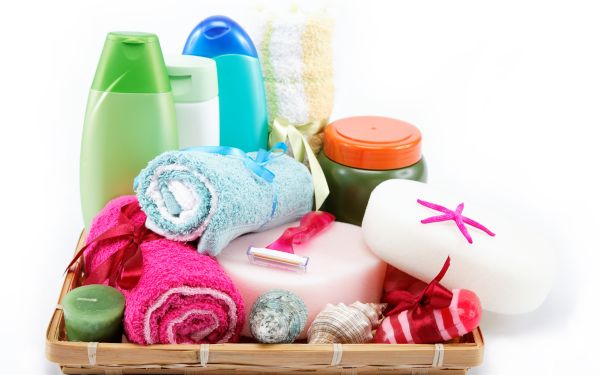 Đồ dùng cá nhân không để gần vị trí thùng rác