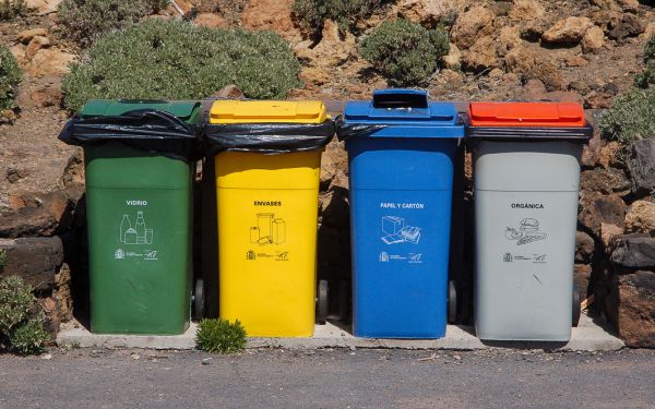 Dung tích chứa lớn, đa dạng màu sắc để phân loại