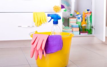 Danh sách dụng cụ vệ sinh cần có cho mọi nhà hàng chuyên nghiệp