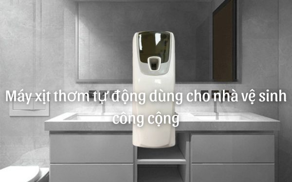Nhà vệ sinh công cộng có nên trang bị máy xịt thơm tự động không?