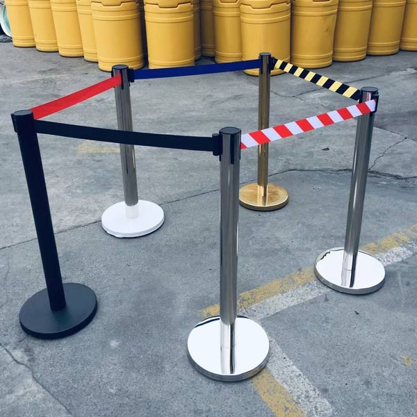 Poliva chuyên cung cấp các sản phẩm cột chắn inox với giá tốt