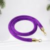 Dây nhung màu tím thay thế cho cột chắn