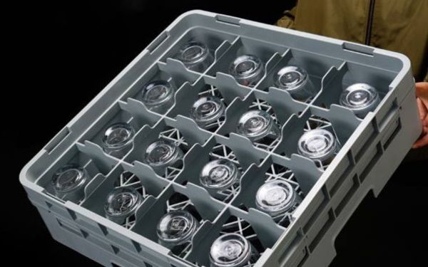 Khay rack là gì? Điểm danh các loại khay rack và công dụng của chúng