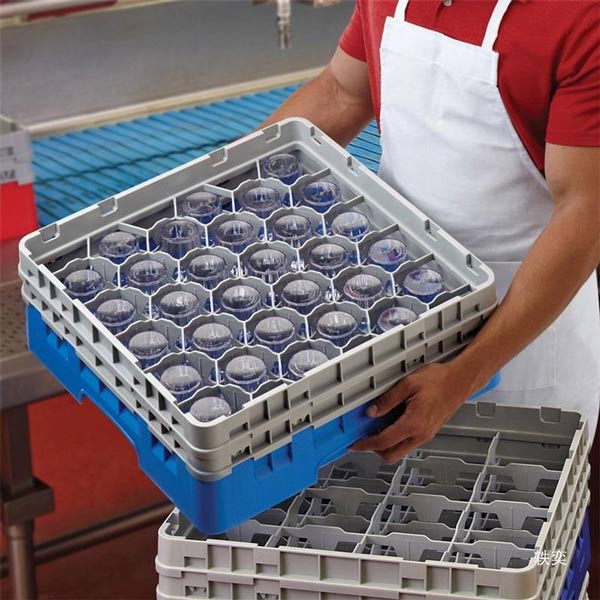 Sắp xếp khay rack đúng ký thuật