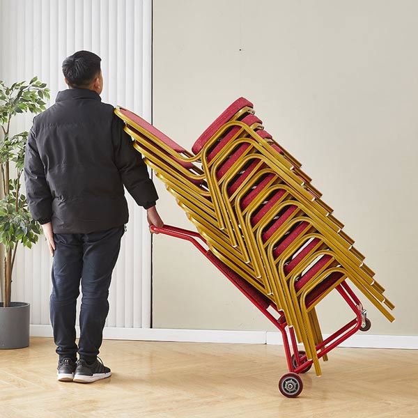 Tay cầm và thiết kế cũng ảnh hưởng đến việc lựa chọn xe đẩy ghế 