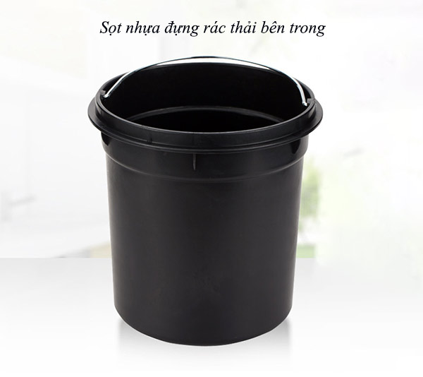 Sọt nhựa bên trong thùng rác thiết kế quai sách tiện lợi khi vệ sinh rác thải