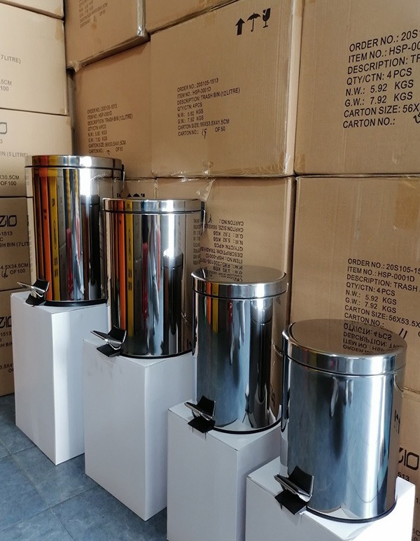 Poliva chuyên cung cấp các loại thùng rác inox đa dạng mẫu mã và kích thước