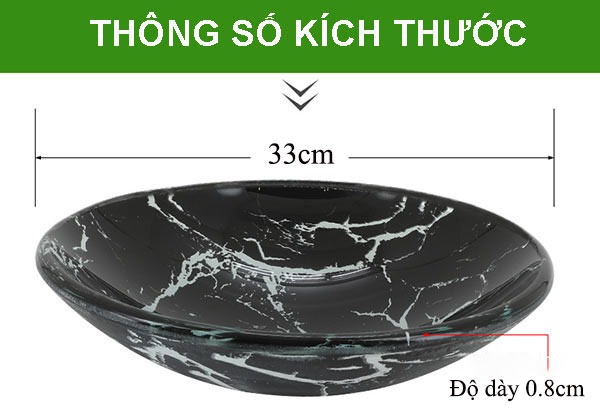 Khay thủy tinh đặt trên thùng rác trang trí