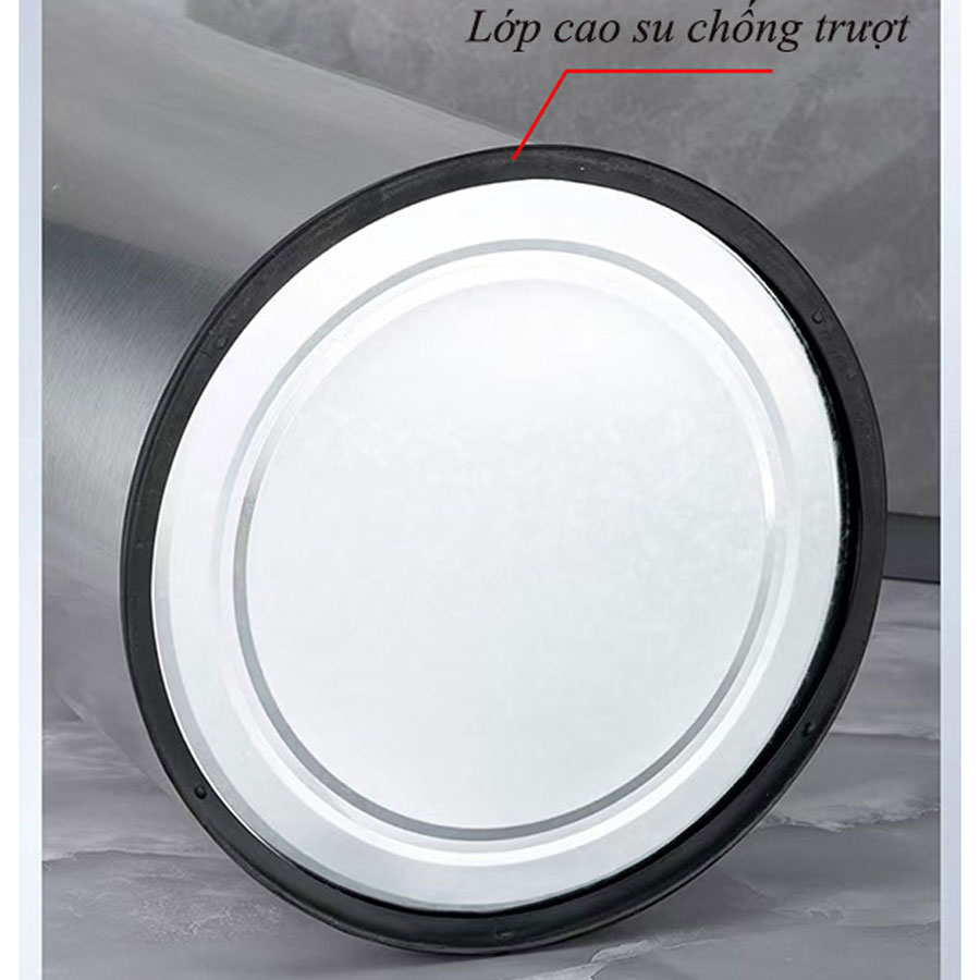 Chân đế được bọc cao su bảo vệ